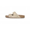 Sandalias de dos hebillas color beis | Yokono